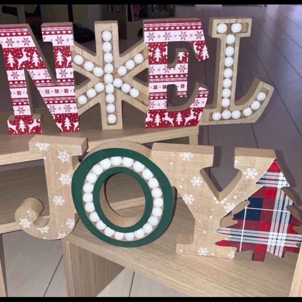 Christmas Tabletop Decor